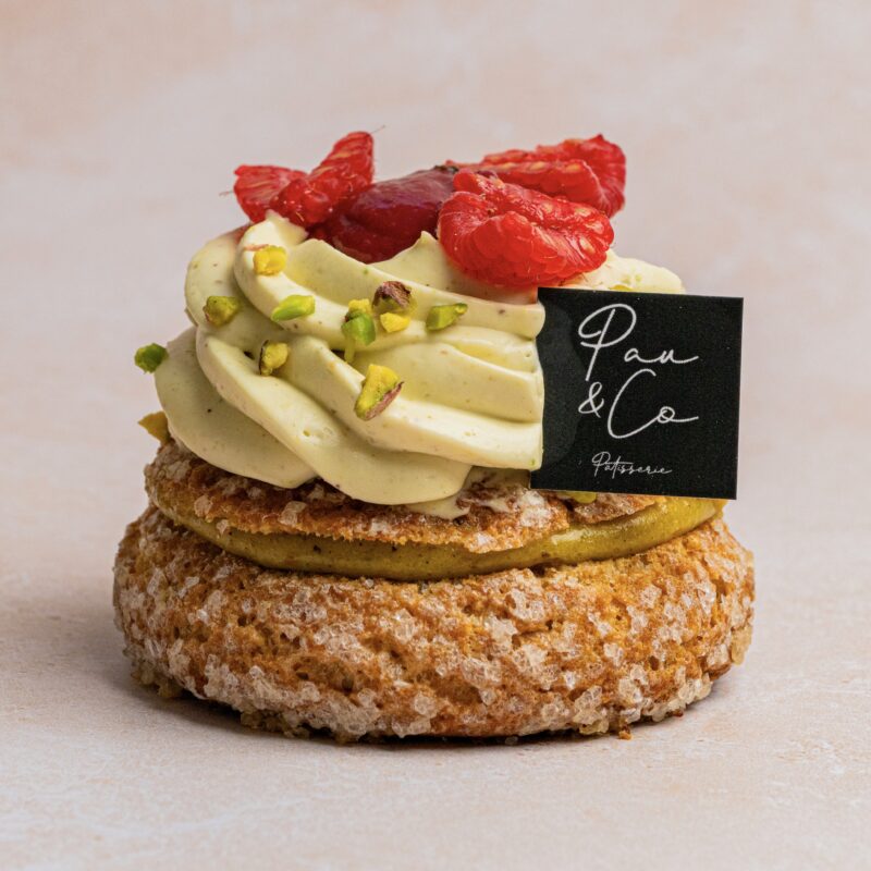 Choux framboises pistache ( à partir de 8h)